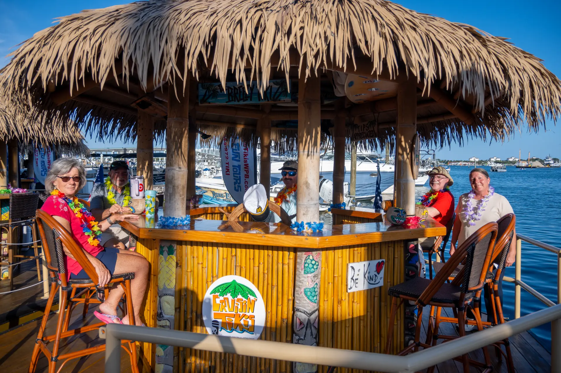 Cruisin' Tikis 16 view 3